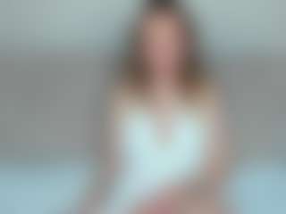 Live cam show with Linda - Doggy on crypto-cams