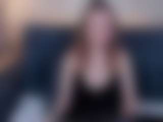 Live cam show with Linda - Doggy on SpunkLive
