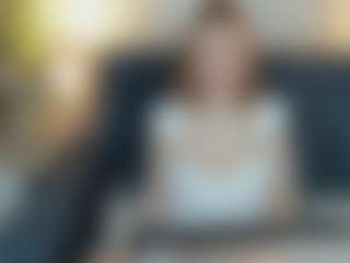 Live cam show with Linda - Gray Eyes on Camsoda