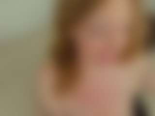 Live cam show with AliceSweety - Dildo on live18s.com