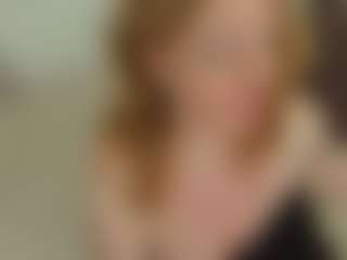 Live cam show with AliceSweety - Granny on UwU Esports
