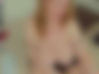 Live cam show with AliceSweety - Blowjob on livesuperchat.net