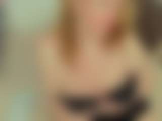 Live cam show with AliceSweety - Amateur Mature on TastyBlacksLive