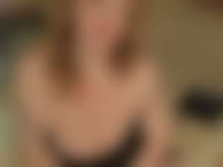 Live cam show with AliceSweety - Mature on AdultVida.com