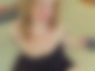 Live cam show with AliceSweety - Red Hair MILF on CamwithHer