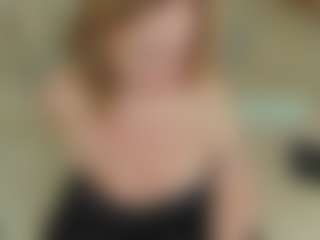 Live cam show with AliceSweety - Middle Aged on CamSextacy