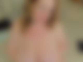 Live cam show with AliceSweety - Granny Lovense on live18s.com