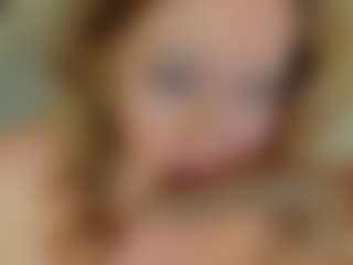 Live cam show with AliceSweety - Trimmed Granny on Camsoda