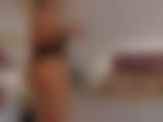 Live cam show with SunnyLeonz - Public on Mixed Magazine Live