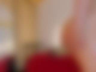 Live cam show with SunnyLeonz - BBW on Camming Site