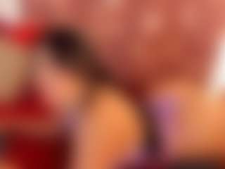 Live cam show with SunnyLeonz - Thick on Camsoda