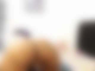 Live cam show with KattaraBecky1 - Thong on Lustler