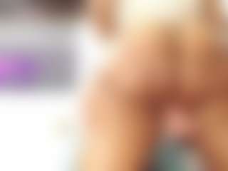 Live cam show with KattaraBecky1 - Ebony on Camsoda | colombia