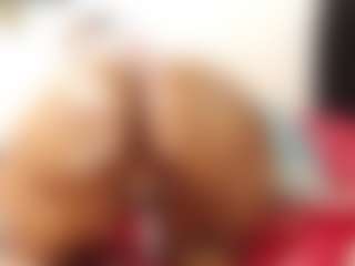 Live cam show with KattaraBecky1 - Fingers on crypto-cams