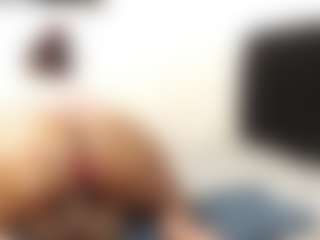 Live cam show with KattaraBecky1 - Bikini on madthumbs