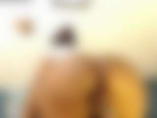 Live cam show with KattaraBecky1 - Bikini on Camversity