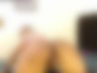 Live cam show with KattaraBecky1 - Ebony on Camsoda | colombia