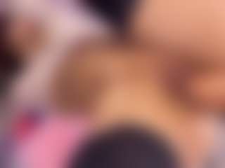 Live cam show with Crystallana - Teen (18+) on CamwithHer