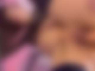 Live cam show with Crystallana - Striptease on Milfs Live