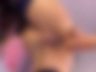Live cam show with Crystallana - Athletic Blowjob on nudelive.tv