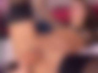 Live cam show with Crystallana - Skinny Teen (18+) on hrnylive.com