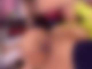 Live cam show with Crystallana - Mature on Streamer API