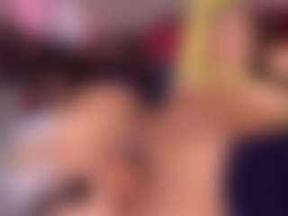 Live cam show with Crystallana - Wife on studioflirtlive.com