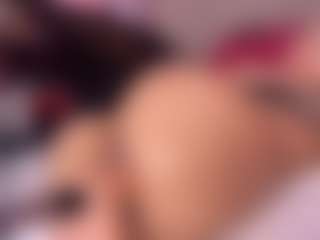Live cam show with Crystallana - Wife on AdultVida.com