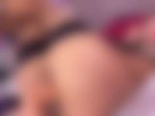 Crystallana's Live Sex Cam Show