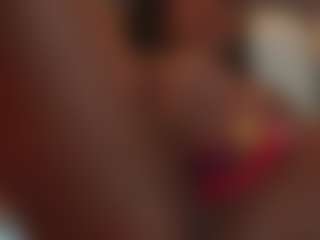 Live cam show with Soyalanaa - Dildo on CamSextacy