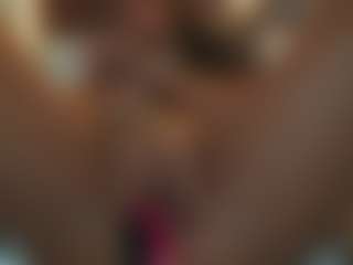Live cam show with Soyalanaa - Brown Hair on friskycurves.com