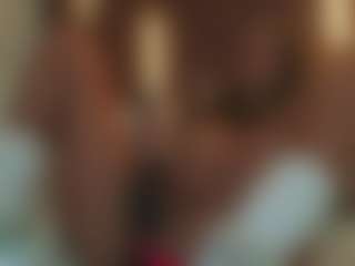 Live cam show with Soyalanaa - Toys on Latina Girls