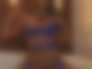 Soyalanaa's Live Sex Cam Show