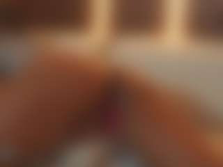 Live cam show with Soyalanaa - Spank on Camming Site