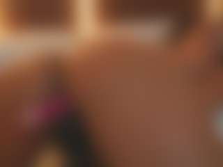 Live cam show with Soyalanaa - Pornstar Skinny on liverealitysex.com