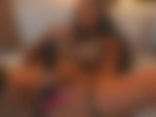 Live cam show with Soyalanaa - Strip Lovense on Fling VIP Chat