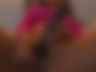 Live cam show with Soyalanaa - Oil on Hubzter Live