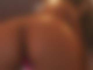 Live cam show with Soyalanaa - Tattoos Brown Hair on liverealitysex.com