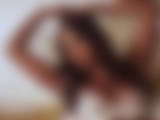 Live cam show with Soyalanaa - HD Brown Hair on StripNow