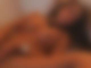 Live cam show with Soyalanaa - Public on Soda Cam