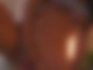 Live cam show with Soyalanaa - Brown Hair Petite on CamSextacy