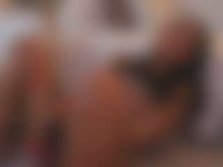 Live cam show with Soyalanaa - Brown Eyes Brown Hair on CamSextacy