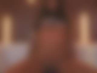 Live cam show with Soyalanaa - Public Toys on camtv