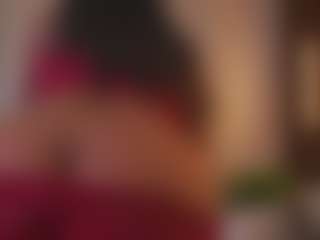 Live cam show with Soyalanaa - Spank Brown Hair on EXY