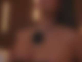 Live cam show with Soyalanaa - Brown Eyes on Fit Hotties
