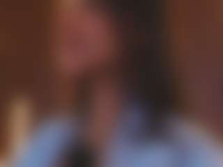Live cam show with Soyalanaa - Spank on Camming Site