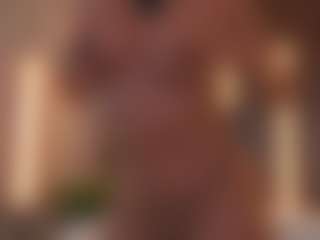 Live cam show with Soyalanaa - Striptease on makecum.org