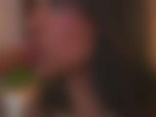 Soyalanaa's Live Sex Cam Show
