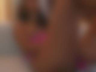 Soyalanaa's Live Sex Cam Show