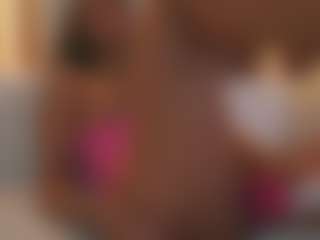 Soyalanaa's Live Sex Cam Show